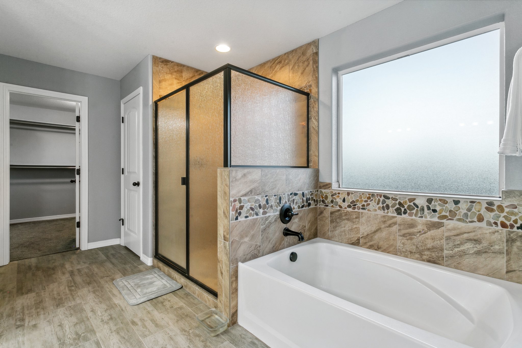 9632 Emerald Vista-Master Bath